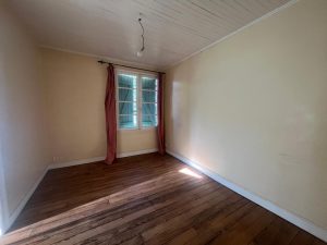 53164046  – Maison – 10 pièces à LUGLON