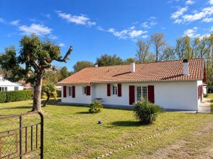 53167404  – Maison – 7 pièces à PEYREHORADE