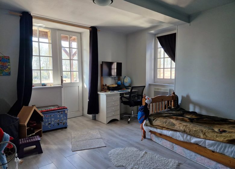 53167859  – Appartement – 3 pièces à PEYREHORADE