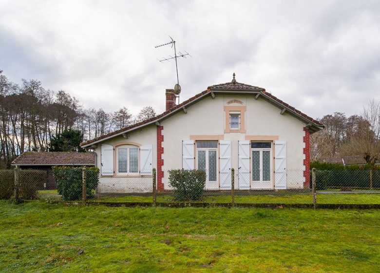 53170568  – Maison – 4 pièces à COMMENSACQ