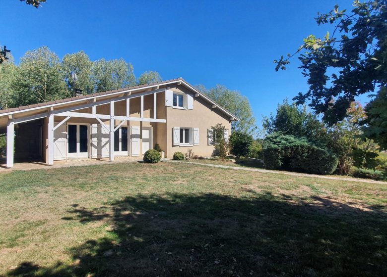 53175040  – Maison – 5 pièces à HAGETMAU