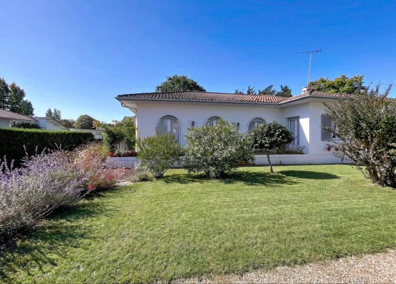 53177454  – Maison – 4 pièces à MESSANGES