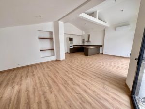 53177421  – Maison – 4 pièces à SAUGNAC ET CAMBRAN