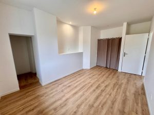53177421  – Maison – 4 pièces à SAUGNAC ET CAMBRAN