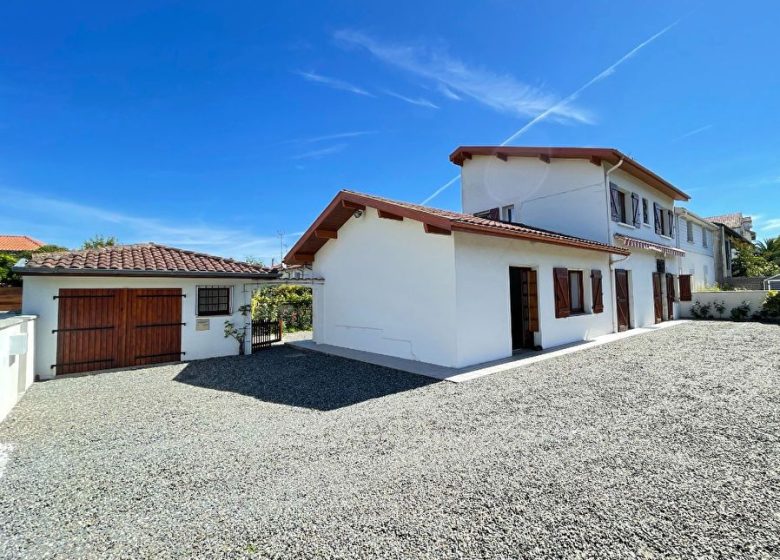 52785155  – Maison – 5 pièces à DAX
