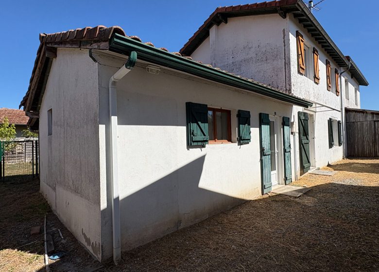 53182572  – Maison – 7 pièces à TARTAS