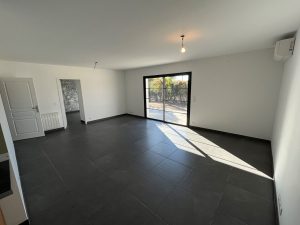 53181008  – Maison – 4 pièces à PARENTIS EN BORN