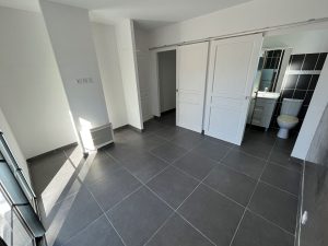 53181008  – Maison – 4 pièces à PARENTIS EN BORN