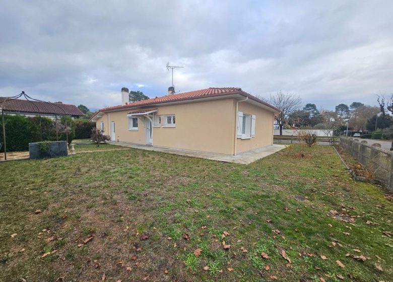 52791867  – Maison – 4 pièces à MONT DE MARSAN
