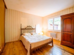 53189950  – Maison – 8 pièces à PARENTIS EN BORN