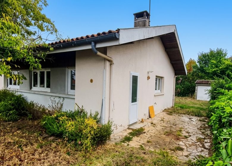 53195020  – Maison – 6 pièces à ST PIERRE DU MONT