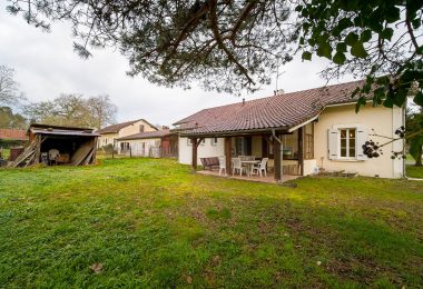 53194992  – Maison – 6 pièces à COMMENSACQ