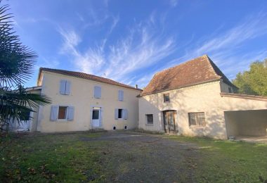 51782923  – Maison – 5 pièces à NASSIET