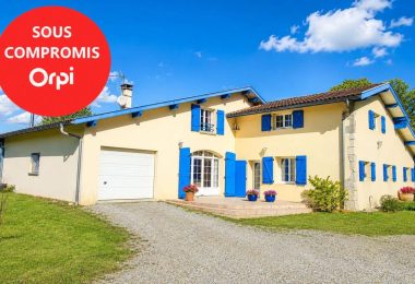 52434781  – Maison – 9 pièces à PEYREHORADE
