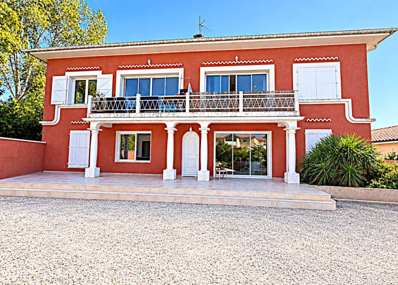 53201066  – Appartement – 4 pièces à BENESSE MAREMNE