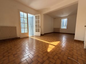 53204190  – Maison – 5 pièces à GAREIN