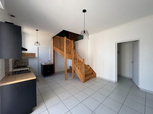 53206981  – Maison – 7 pièces à PONTONX SUR L ADOUR