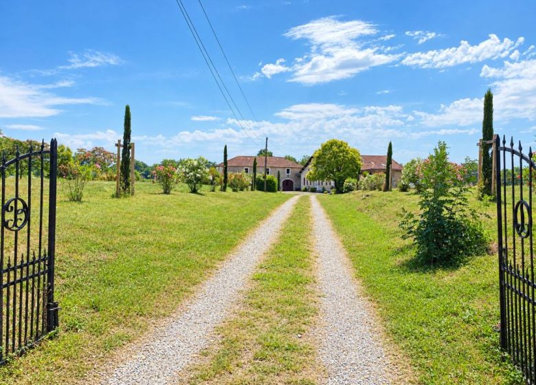 53209474  – Maison – 7 pièces à POMAREZ