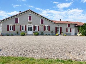 53209474  – Maison – 7 pièces à POMAREZ