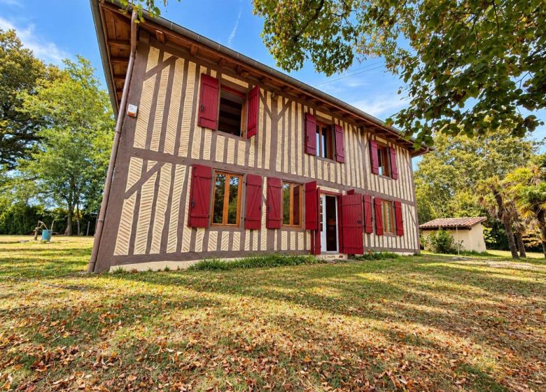 53209465  – Maison – 5 pièces à CASTETS
