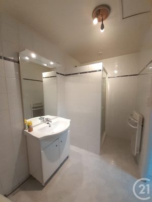 53209005  – Appartement – 2 pièces à USTARITZ
