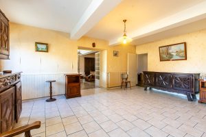 53210382  – Maison – 8 pièces à AIRE SUR L ADOUR