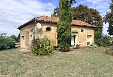 53213759  – Maison – 4 pièces à LE FRECHE
