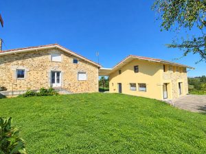 53215469  – Maison – 9 pièces à DONZACQ