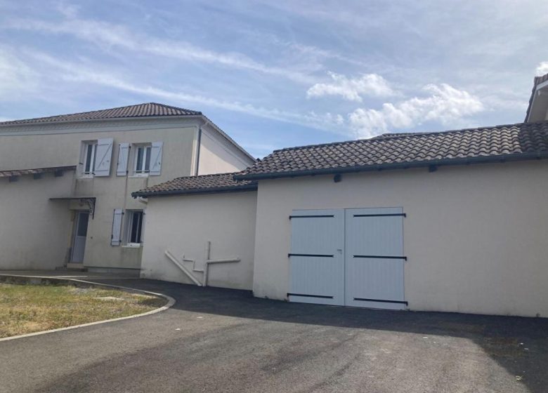53213097  – Appartement – 2 pièces à CAZALIS