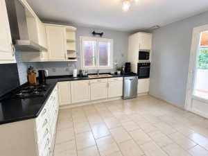 53207792  – Maison – 7 pièces à BIDACHE