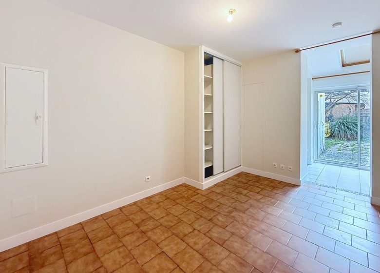 53070618  – Appartement – 1 pièces à MONT DE MARSAN