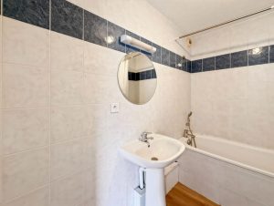 53211340  – Appartement – 2 pièces à MONT DE MARSAN