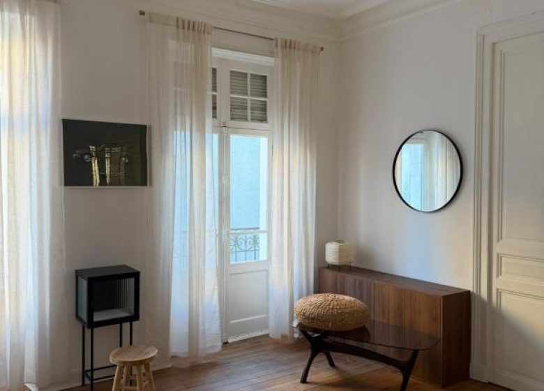 53044819  – Appartement – 3 pièces à PAU