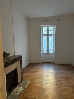 53044819  – Appartement – 3 pièces à PAU