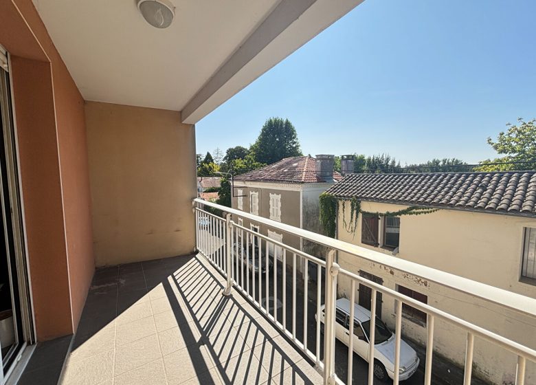 52162794  – Appartement – 1 pièces à MONT DE MARSAN