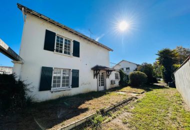 53206383  – Maison – 5 pièces à AMOU